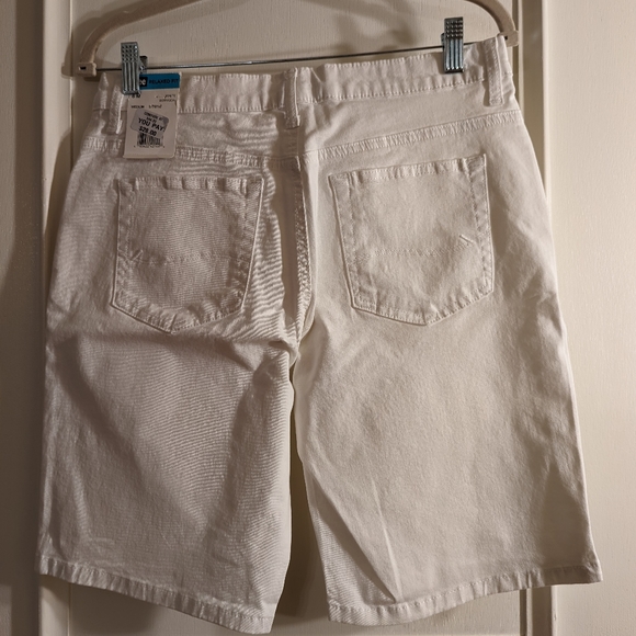 Lee Relaxed Fit Bermuda NWT - Picture 2 of 2